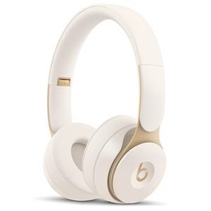 Beats Solo Pro Ivory